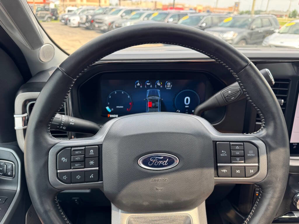 Used 2024 Ford F250 Lariat w/ Lariat Ultimate Package image 17