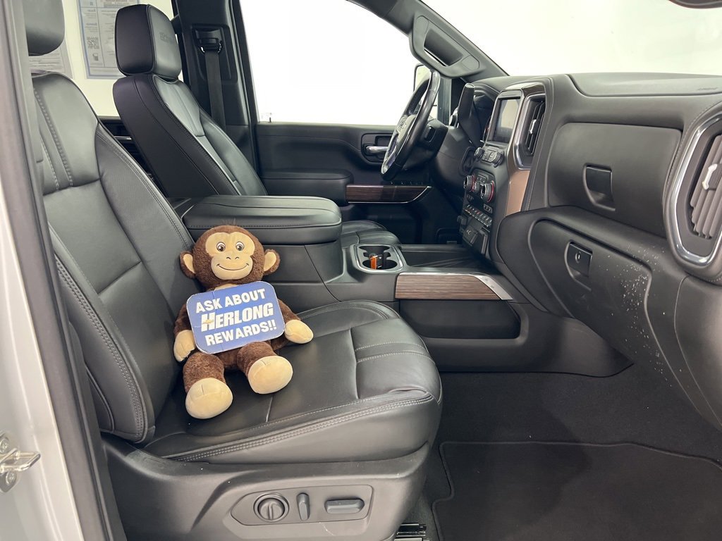 Used 2023 Chevrolet Silverado 2500 High Country w/ Technology Package image 24