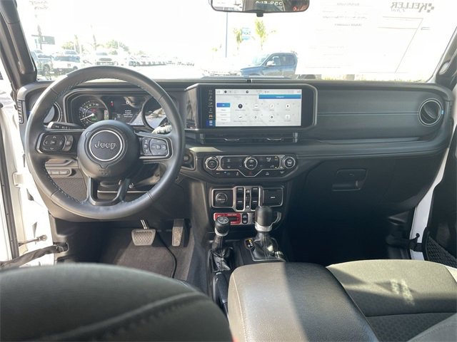 Used 2024 Jeep Wrangler Unlimited Rubicon 4xe image 19