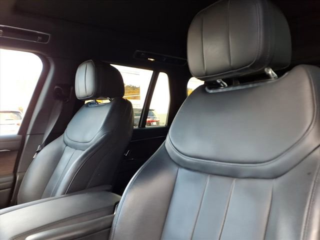 Used 2023 Land Rover Range Rover SE image 13