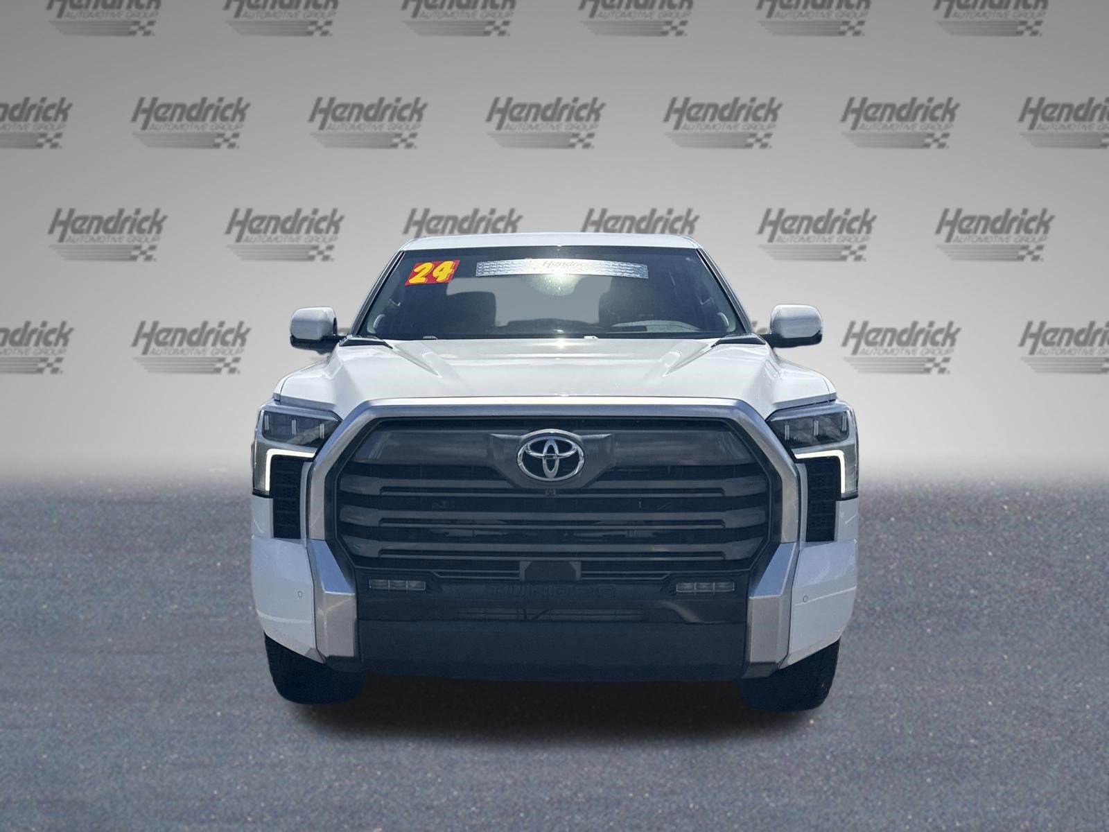 Used 2024 Toyota Tundra Limited AWD/4WD image 3