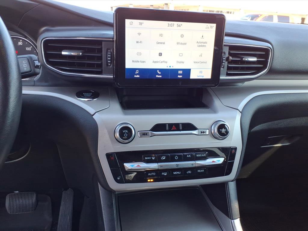 Used 2023 Ford Explorer XLT w/ Equipment Group 202A image 14