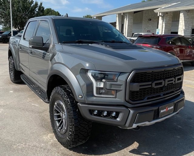 Used 2020 Ford F150 Raptor w/ Equipment Group 802A Luxury image 3