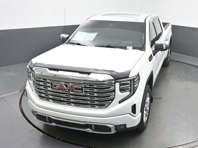 Used 2024 GMC Sierra 1500 Denali w/ Technology Package AWD/4WD image 40