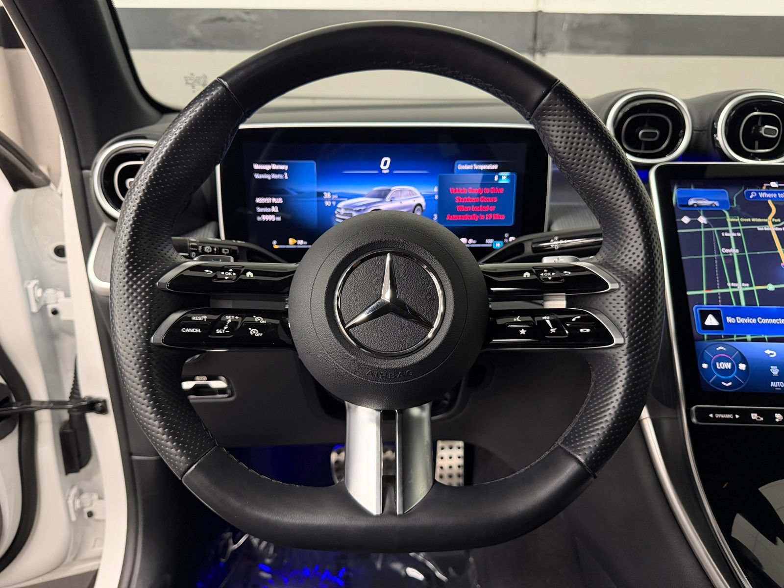 Used 2025 Mercedes-Benz GLC 350e 4MATIC image 26