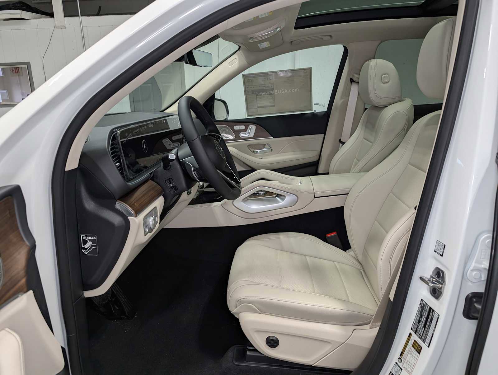 New 2026 Mercedes-Benz GLE 450 4MATIC image 4