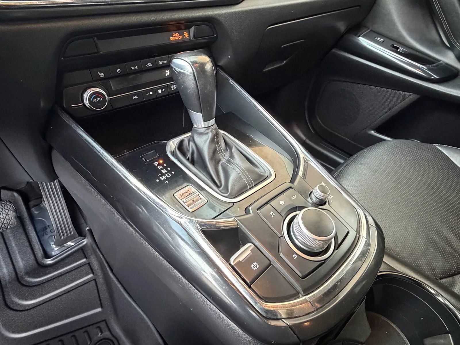 Used 2019 MAZDA CX-9 Touring image 14