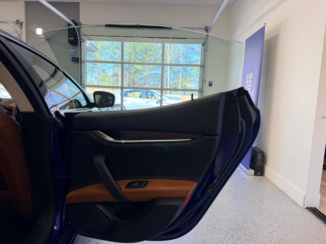 Used 2017 Maserati Ghibli S image 33