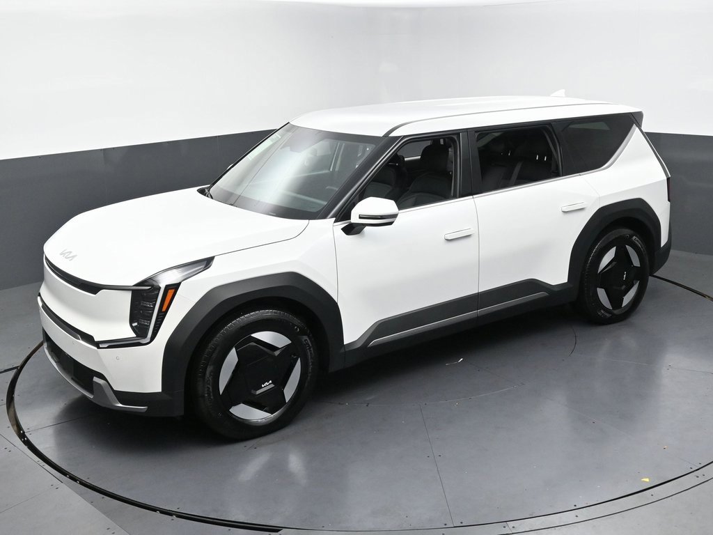Used 2024 Kia EV9 Light image 50