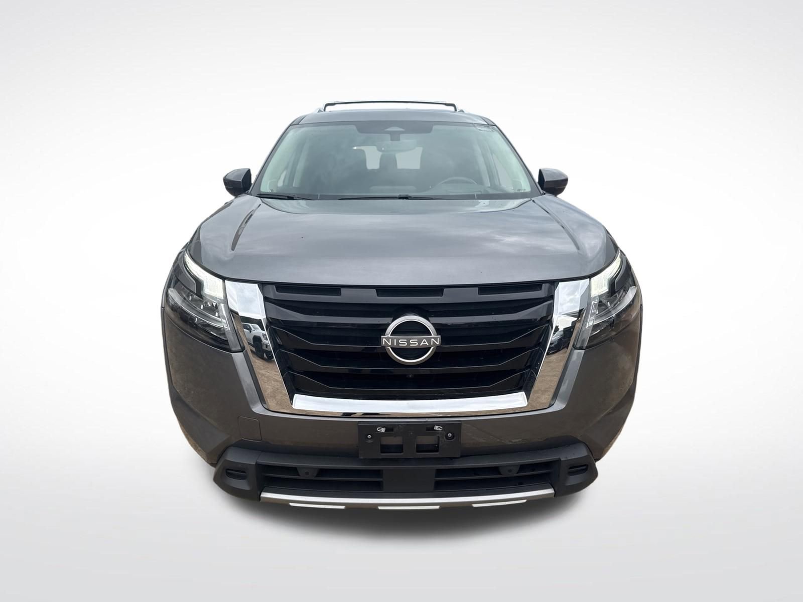 Used 2023 Nissan Pathfinder Platinum AWD/4WD image 10