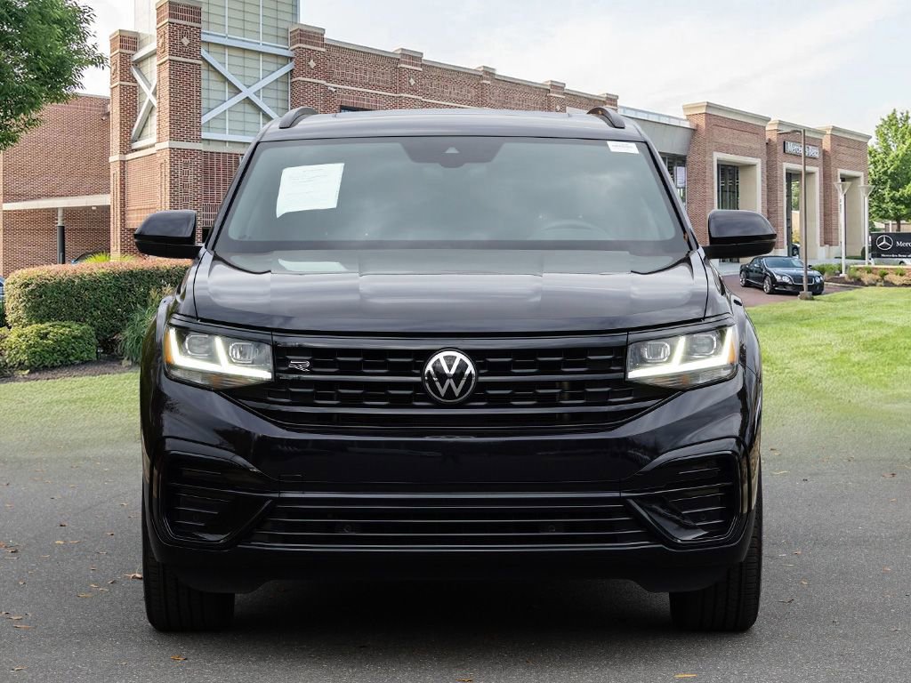 Used 2023 Volkswagen Atlas Cross Sport SEL R-Line image 2