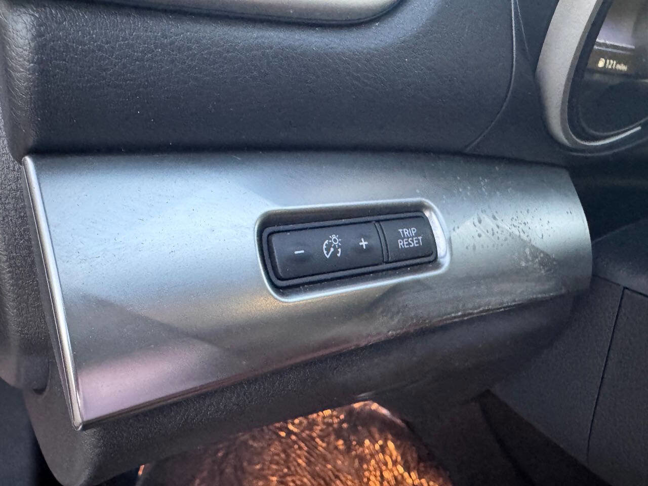 Used 2016 Nissan Maxima SR image 21