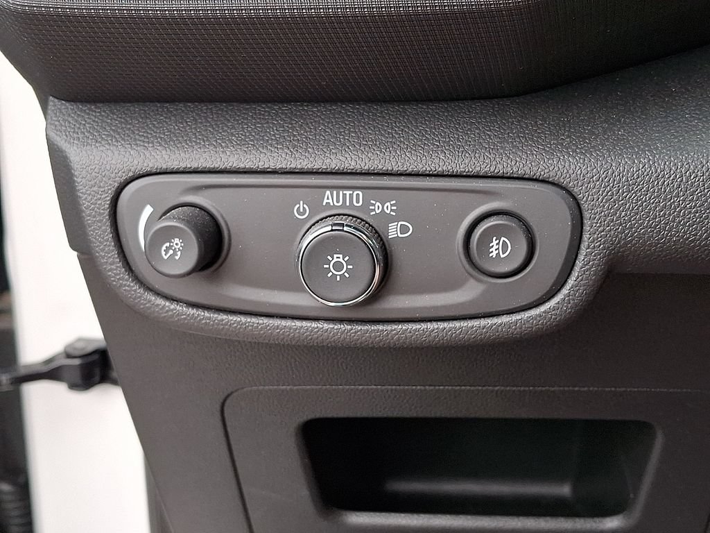Certified 2023 Chevrolet TrailBlazer ACTIV w/ Technology Package FWD image 24