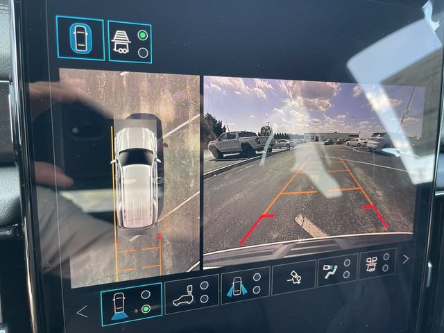 New 2026 GMC Yukon AT4 w/ AT4 Premium Plus Package AWD/4WD image 17