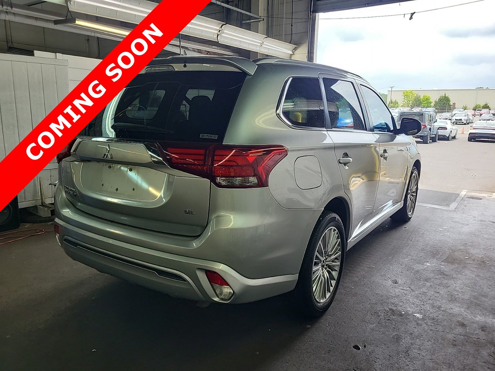 Used 2022 Mitsubishi Outlander GT AWD/4WD image 3
