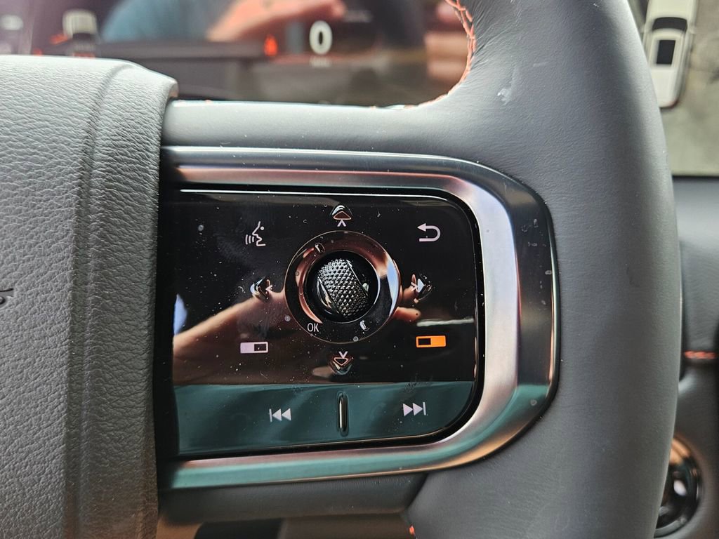 New 2025 Nissan Armada PRO-4X image 24