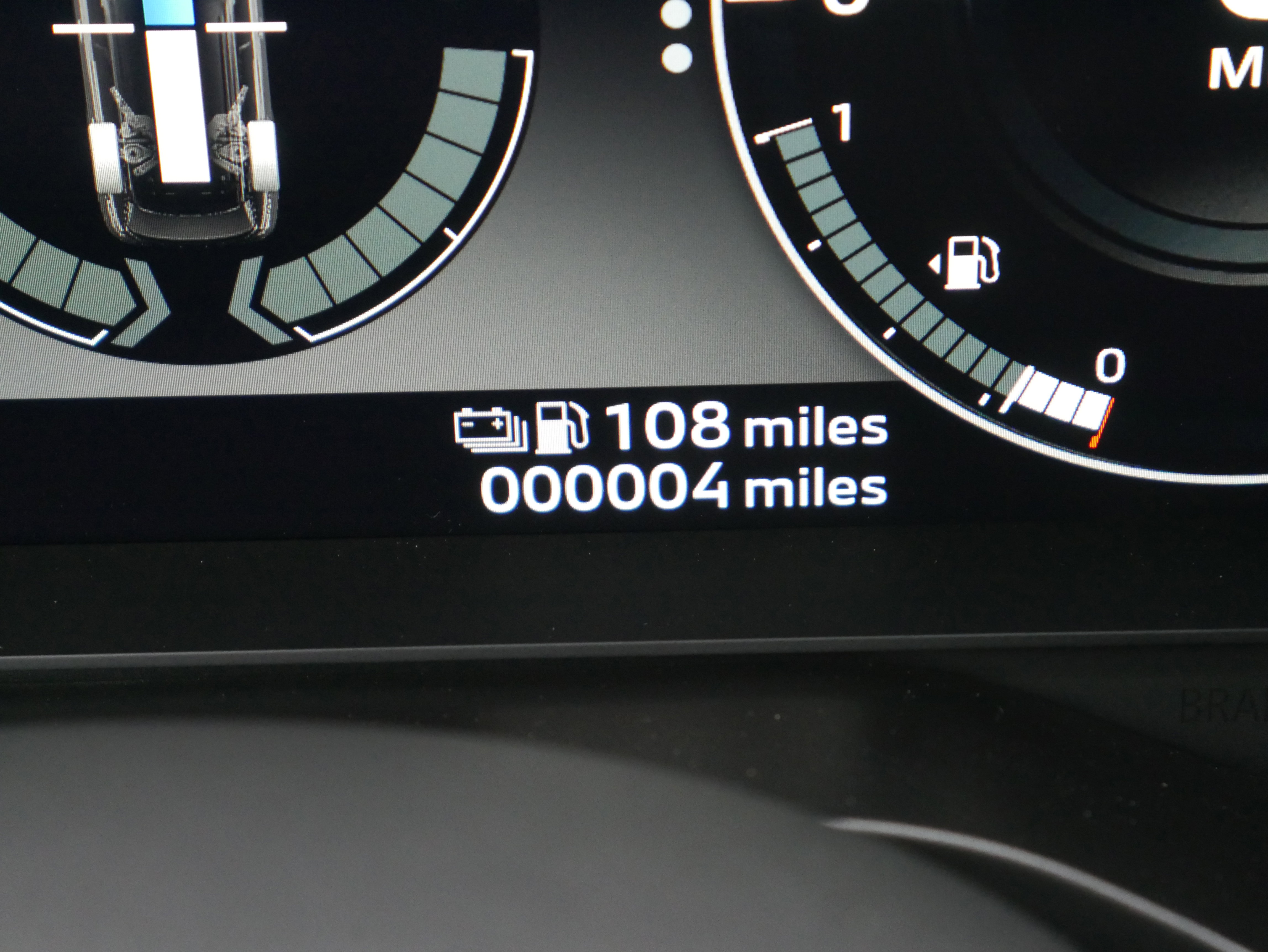 New 2025 Mitsubishi Outlander 4WD Plug-In Hybrid image 29