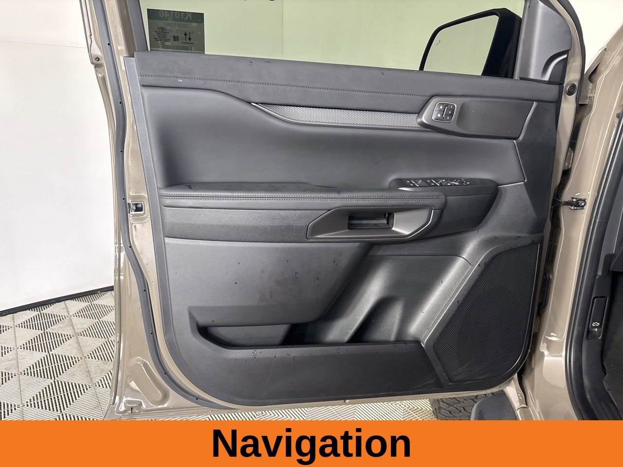 Used 2025 Ford Ranger Raptor AWD/4WD image 8