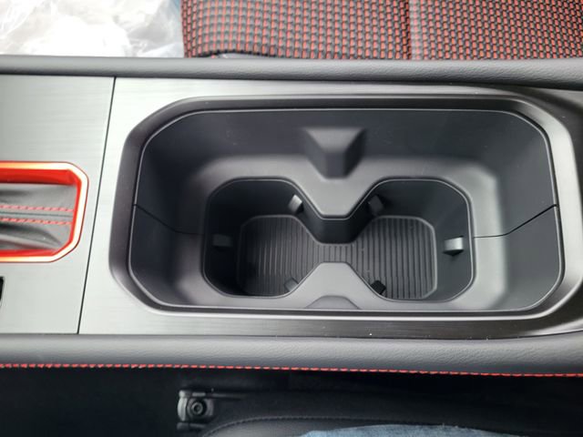 New 2026 Nissan Kicks SR w/ Cold Weather Package image 28