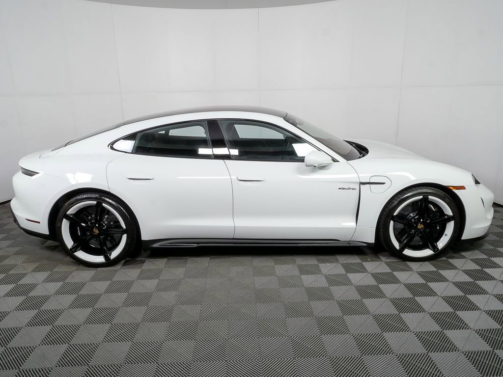 Certified 2021 Porsche Taycan Turbo S image 31