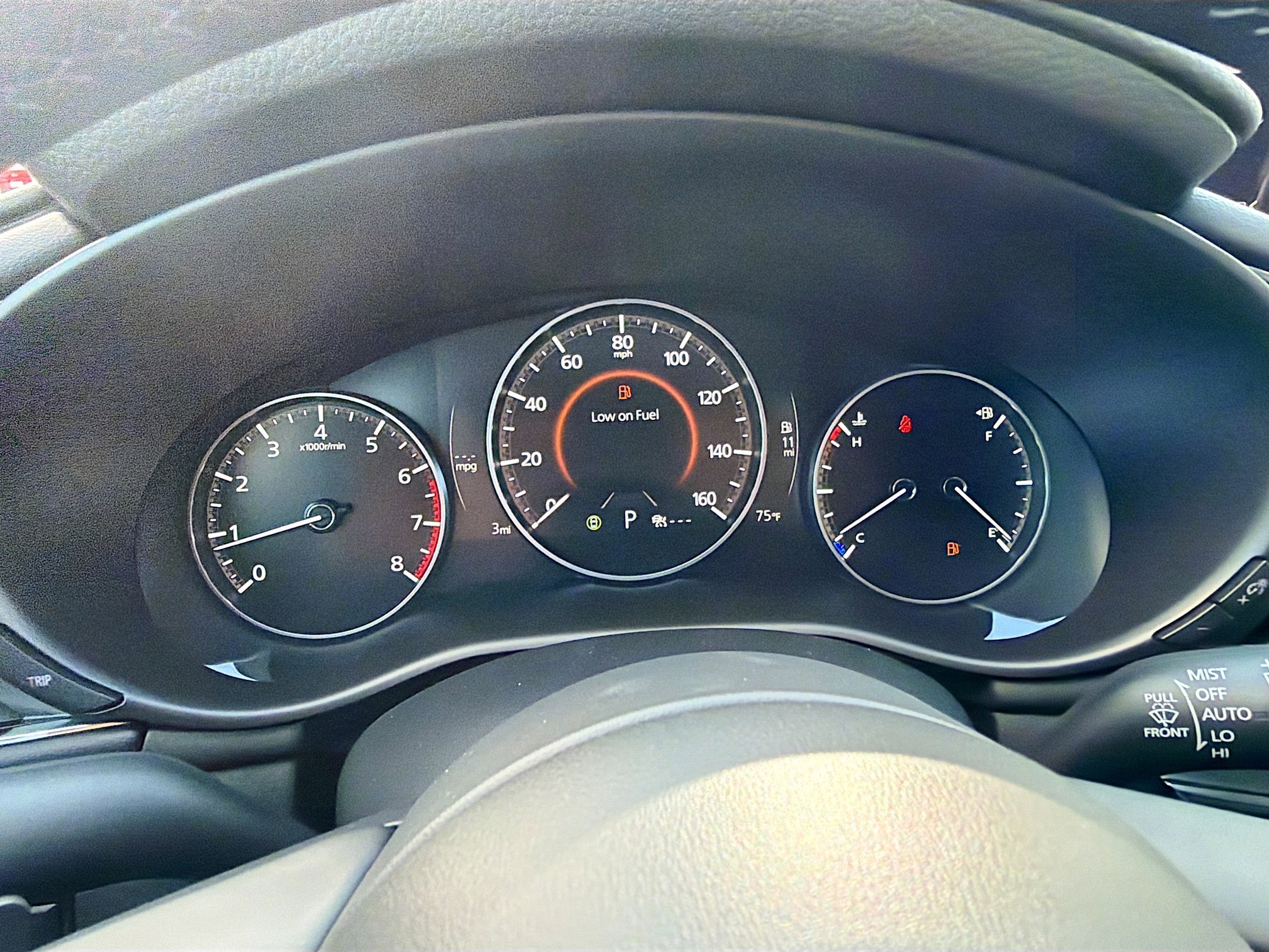 New 2026 MAZDA MAZDA3 Hatchback w/Premium Plus Pkg image 39