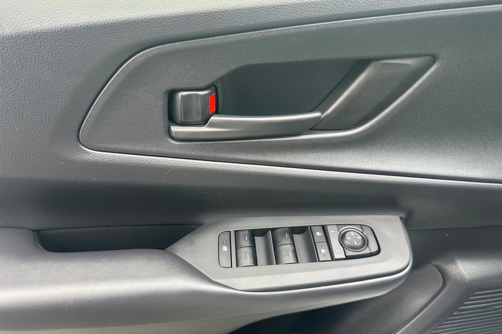 Used 2024 Toyota Prius Prime SE image 11