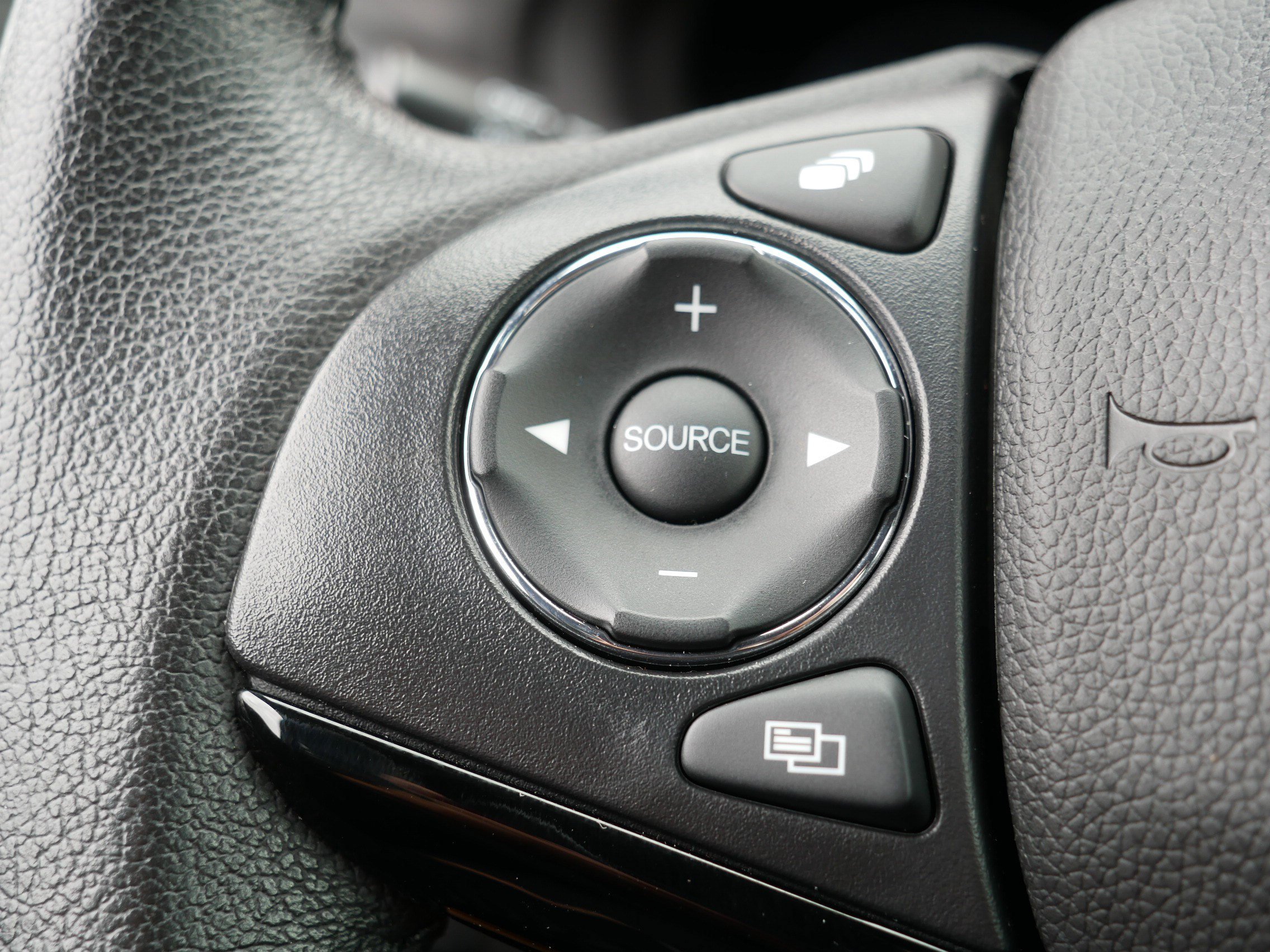 Used 2022 Honda HR-V Sport image 28