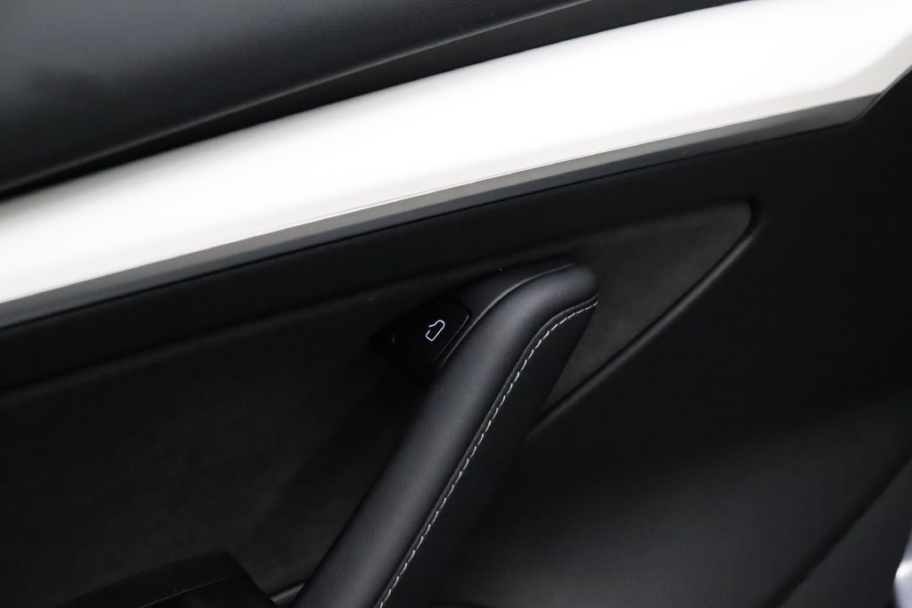 Used 2023 Tesla Model 3 Long Range AWD/4WD image 34