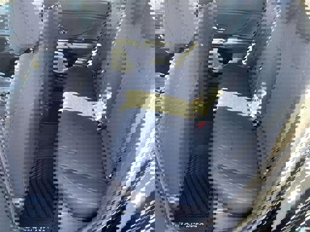 New 2026 Hyundai Elantra SE image 10