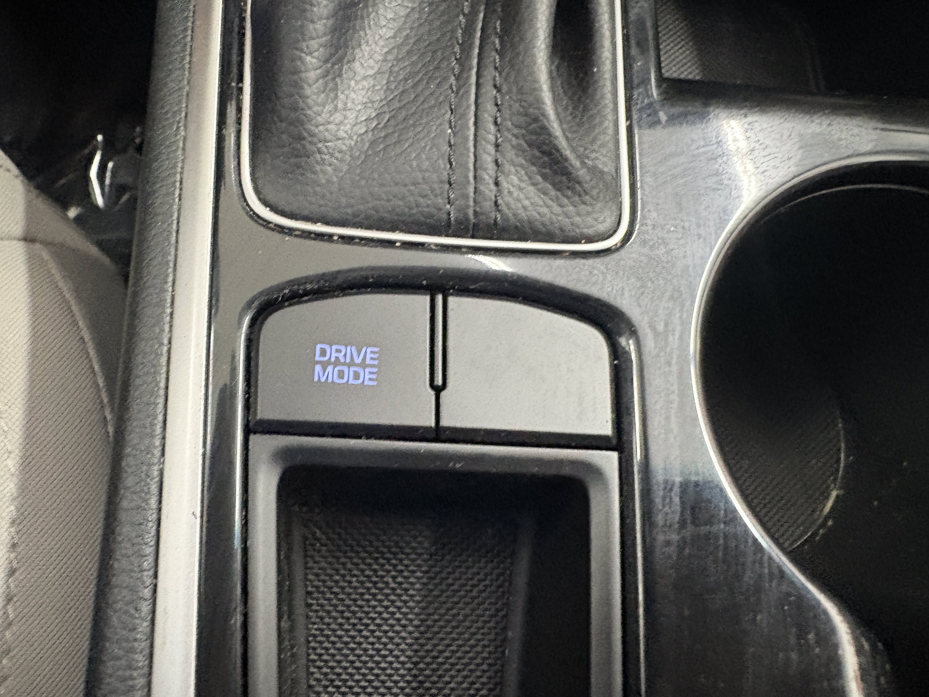 Used 2018 Hyundai Sonata SE FWD image 17