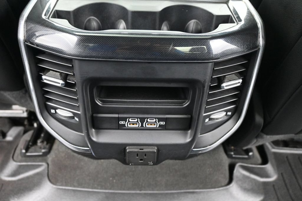 Used 2022 RAM 1500 Laramie AWD/4WD image 21