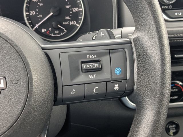 Used 2024 Nissan Rogue SV FWD image 25