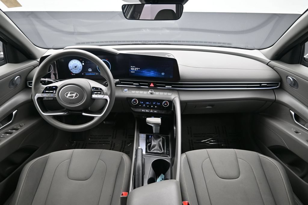 Certified 2024 Hyundai Elantra SEL FWD image 13
