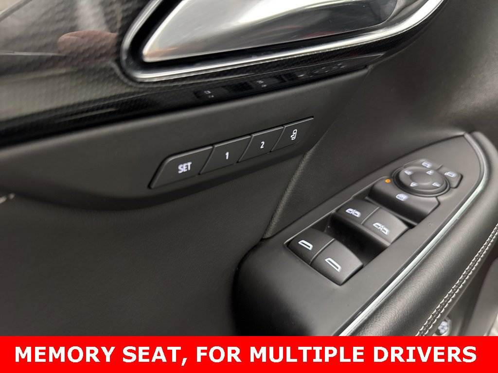 Used 2022 Buick Envision Essence w/ Technology Package I image 6