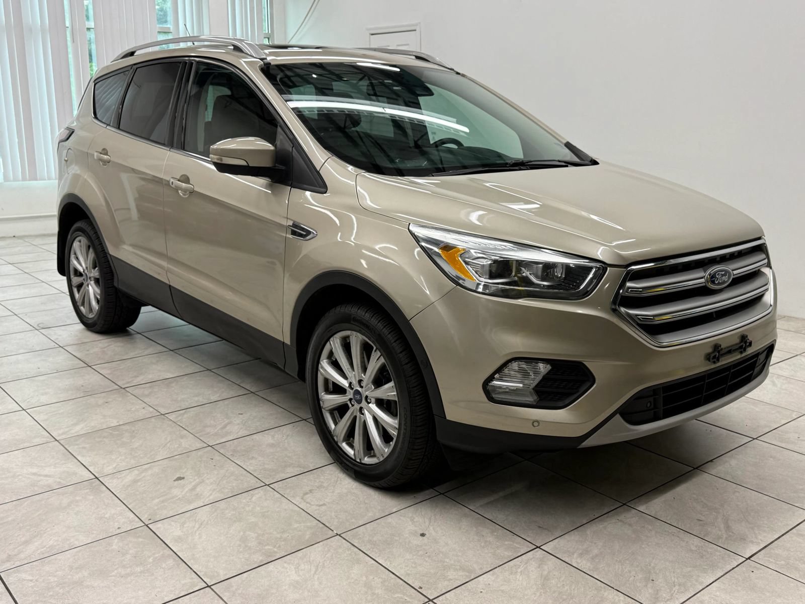 Used 2017 Ford Escape Titanium w/ Equipment Group 301A AWD/4WD image 1