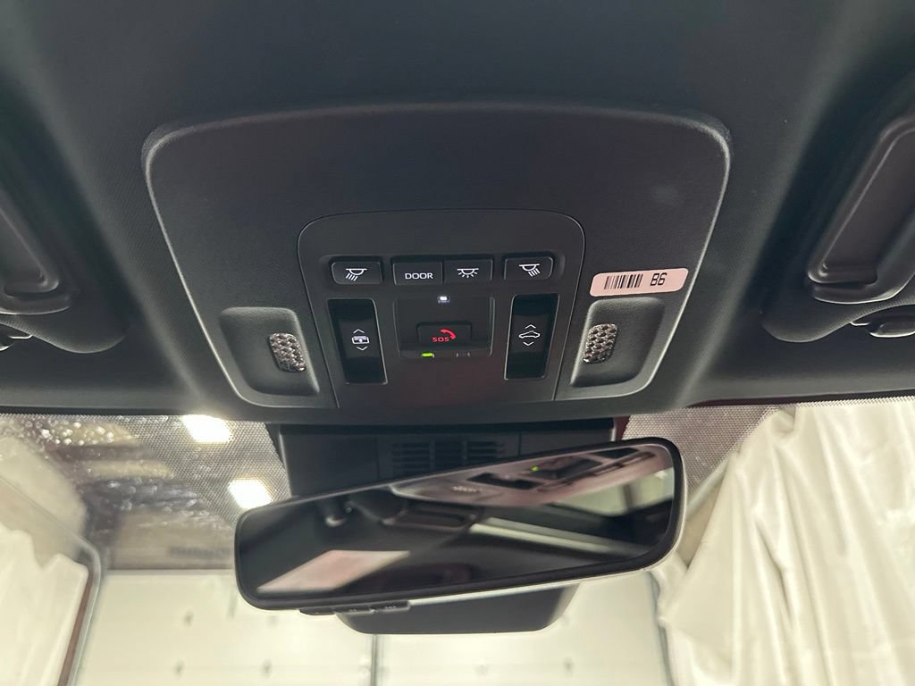 Used 2026 Toyota Camry XSE FWD image 41
