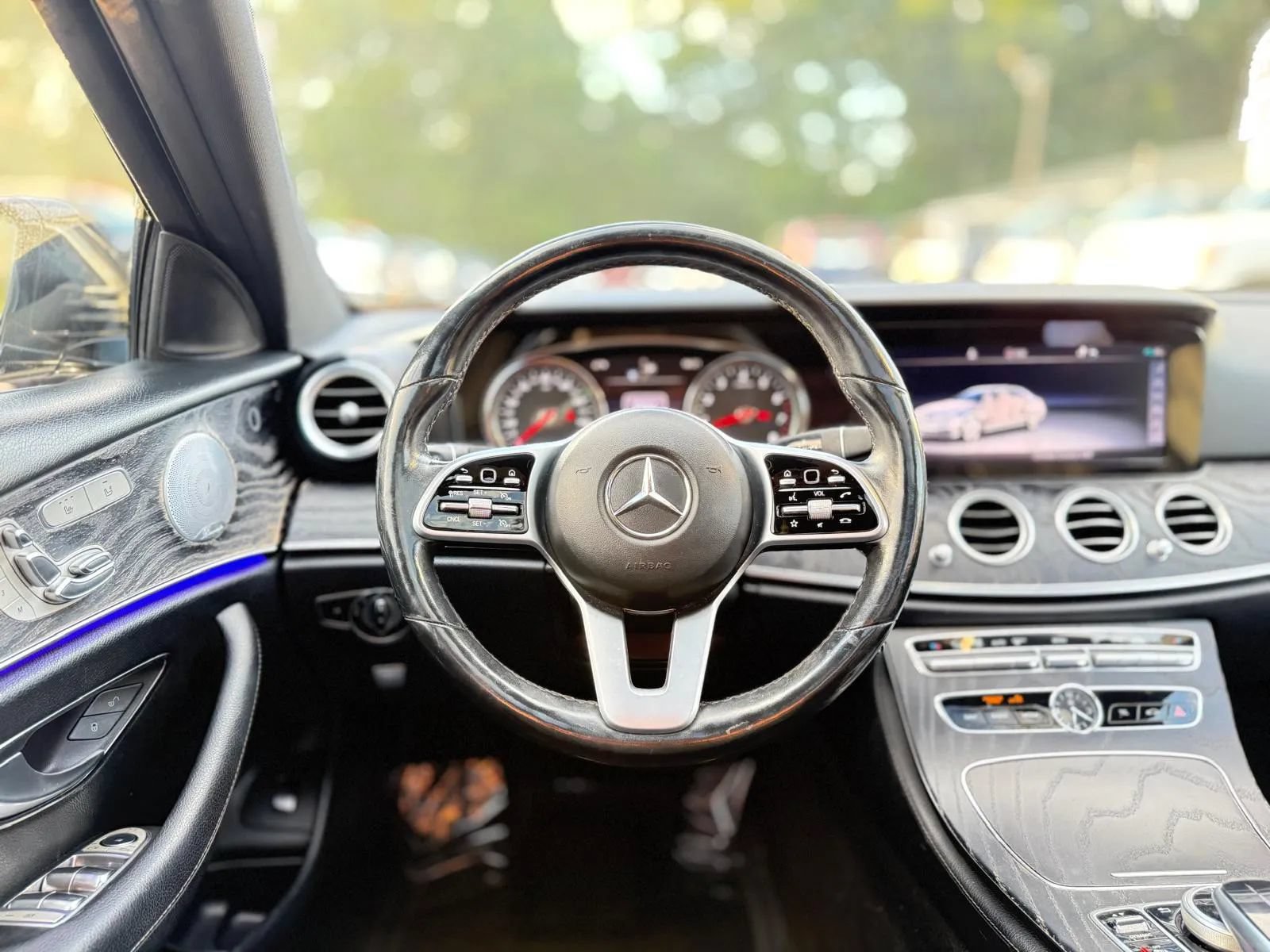 Used 2019 Mercedes-Benz E 300 4MATIC image 15