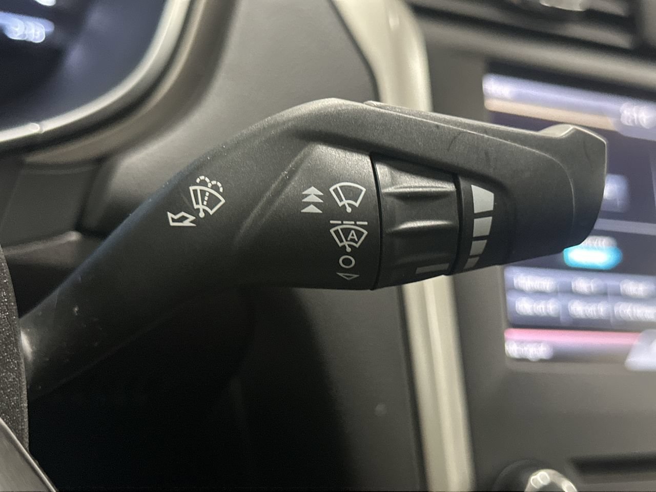 Used 2016 Ford Fusion SE w/ Equipment Group 202A FWD image 47