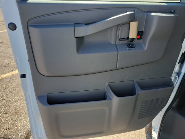 New 2026 GMC Savana 2500 w/ Driver Convenience Package RWD image 16