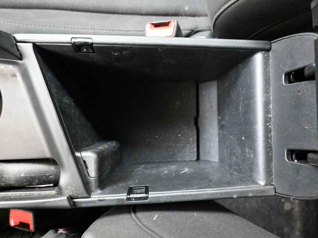 Certified 2025 Hyundai Elantra SE image 36