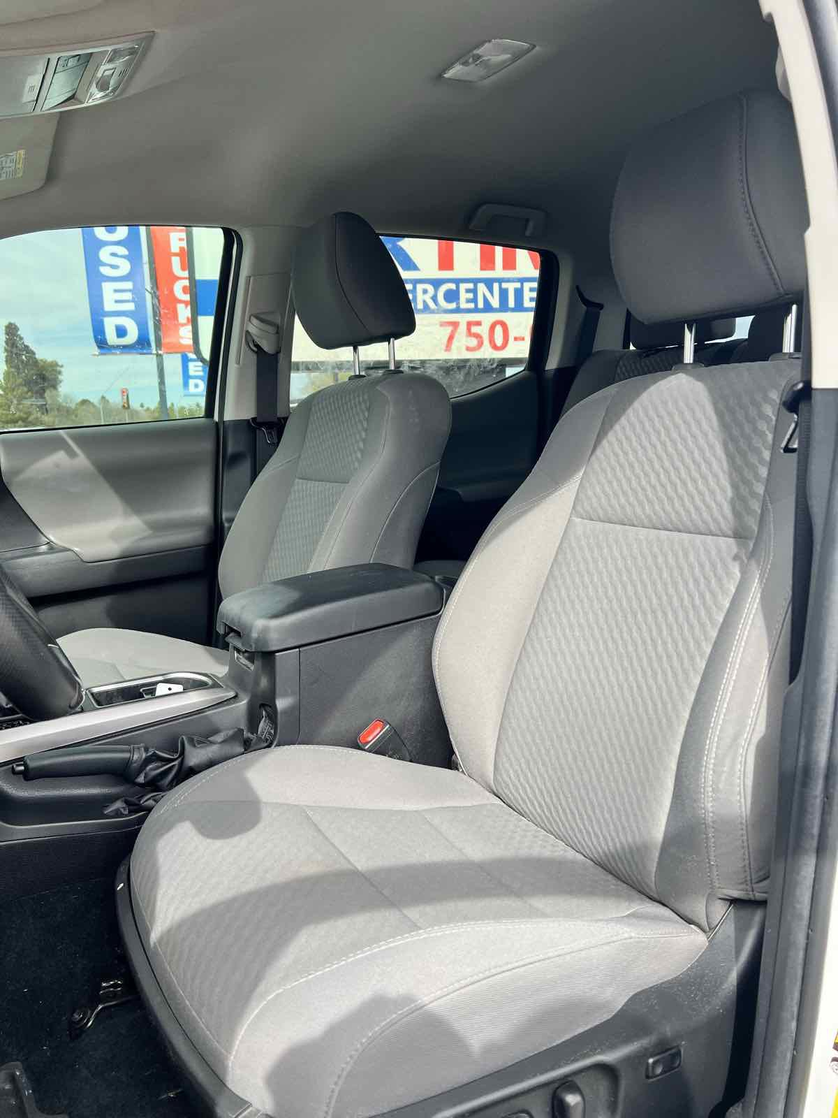 Used 2023 Toyota Tacoma SR5 RWD image 23