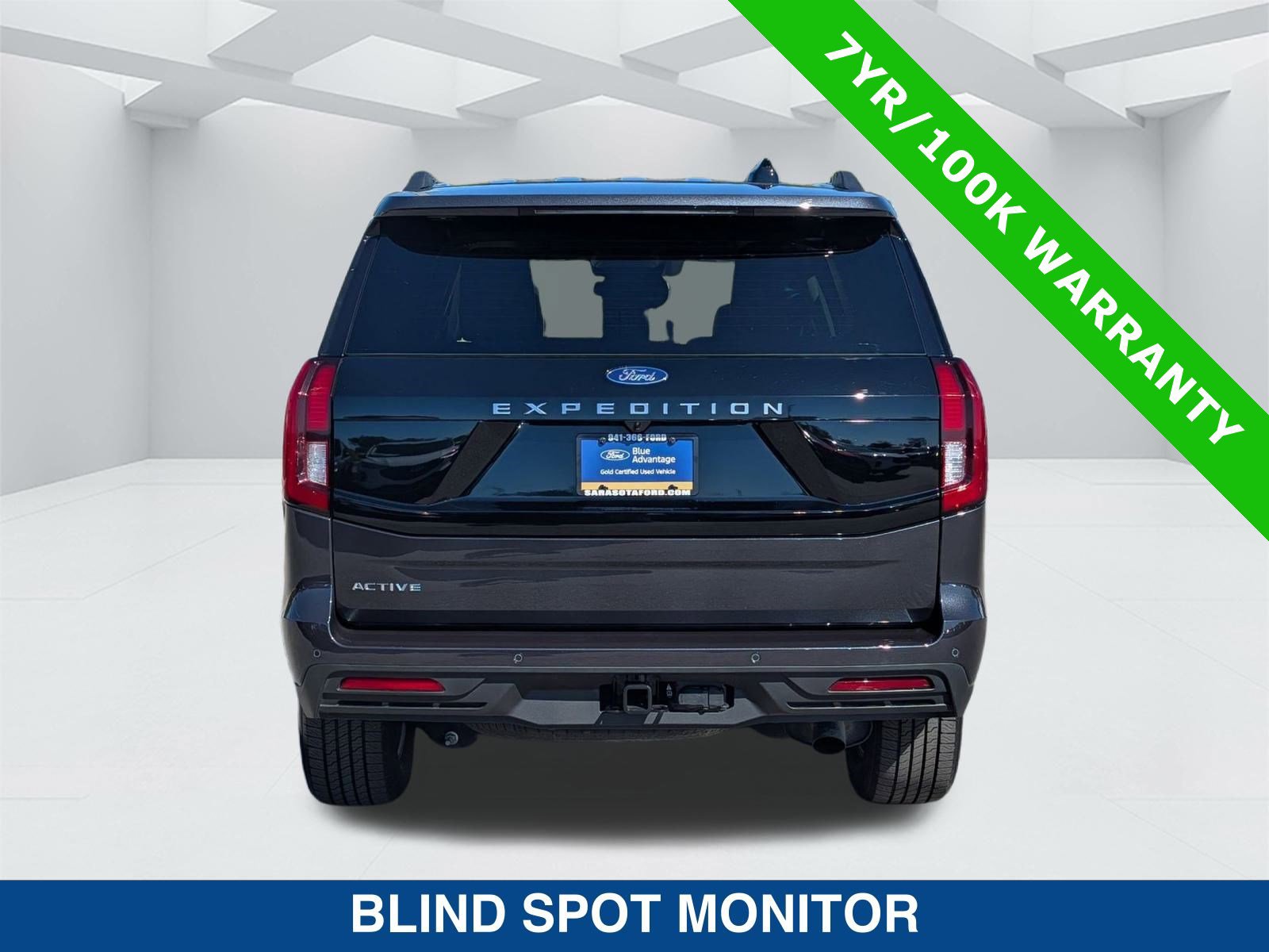 Certified 2025 Ford Expedition Active image 5