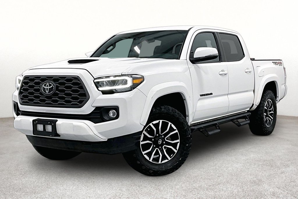 Used 2020 Toyota Tacoma TRD Sport w/ Technology Package AWD/4WD image 12