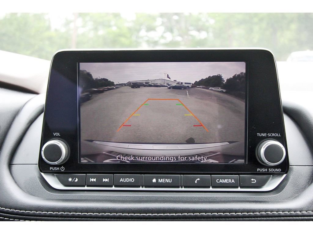 Used 2023 Nissan Rogue SV FWD image 25