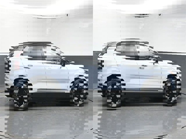 New 2025 Volvo EX30 Ultra w/ Climate Package image 8