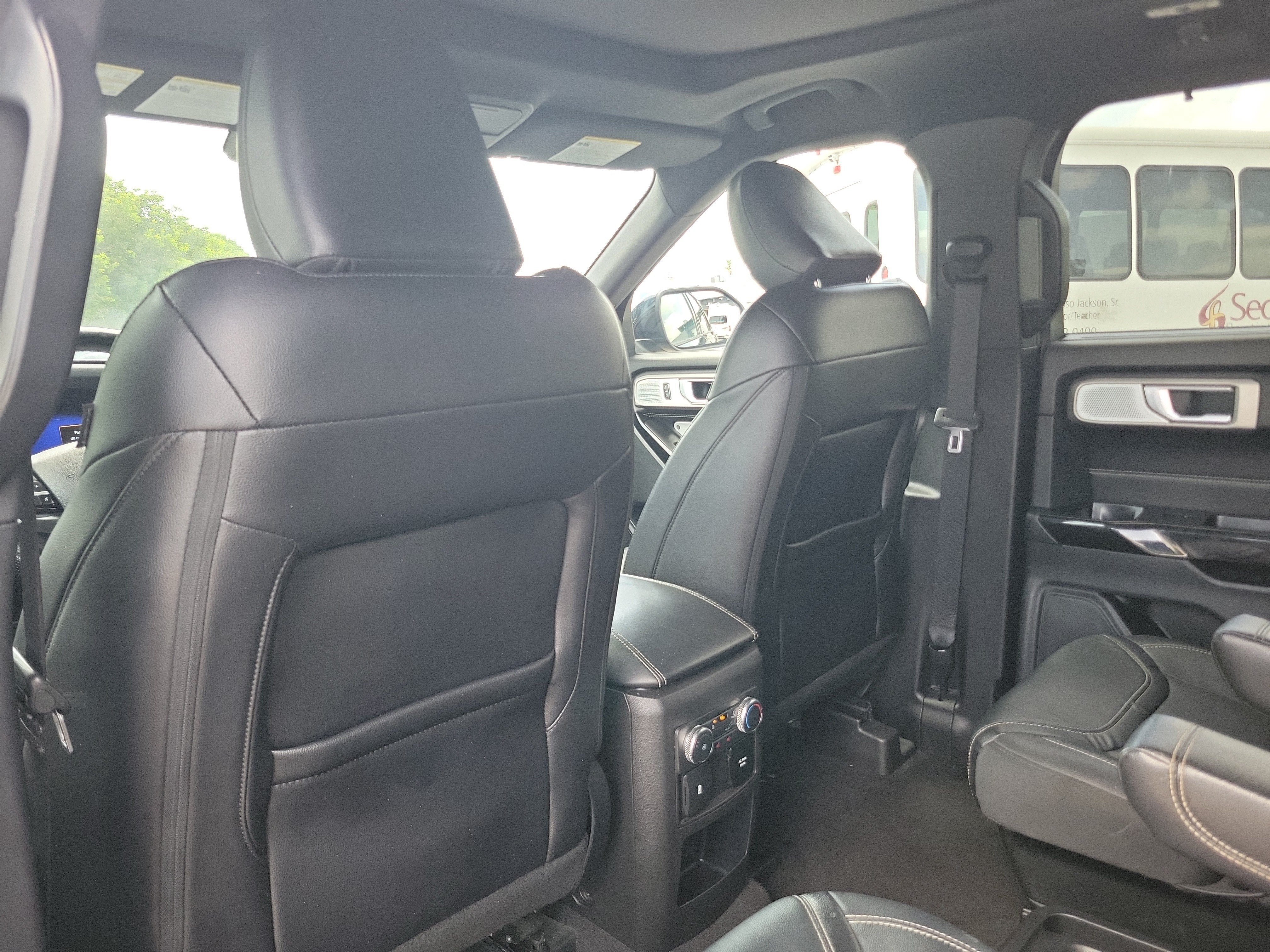 Used 2021 Ford Explorer ST w/ Equipment Group 401A AWD/4WD image 15