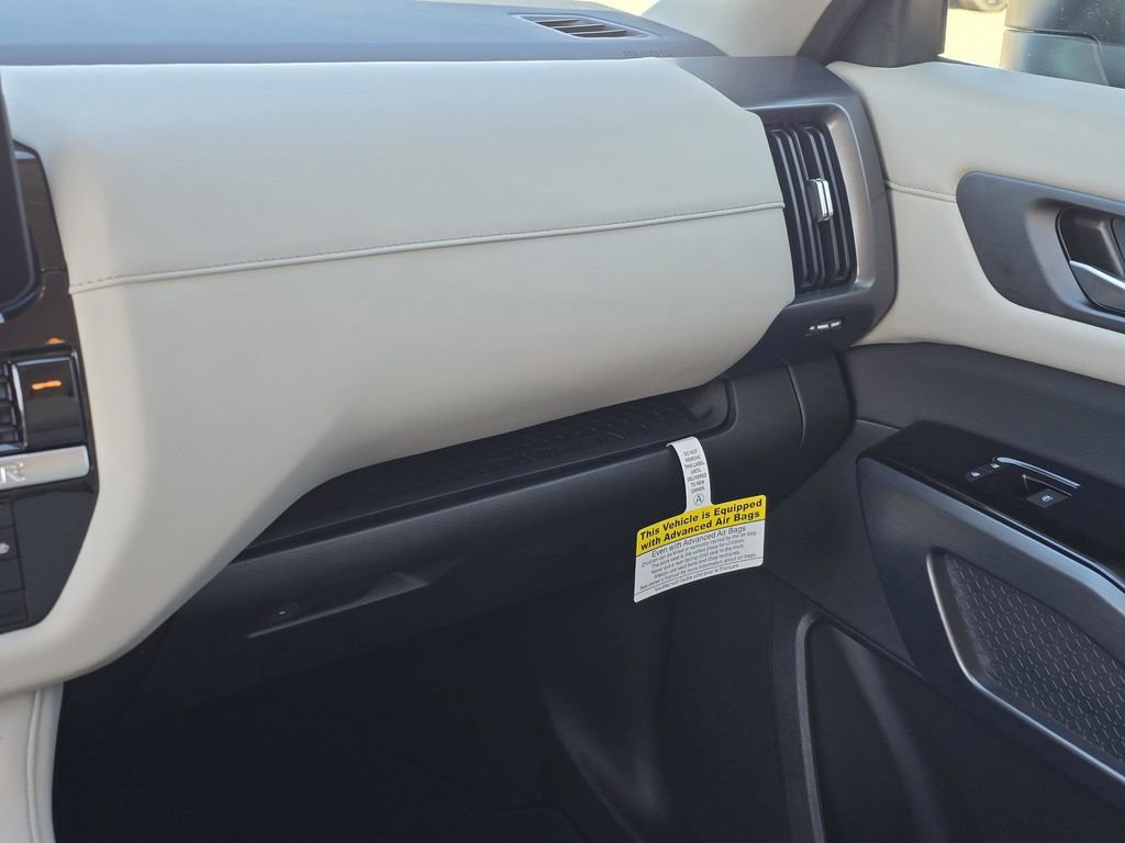 New 2026 Nissan Pathfinder SL image 17
