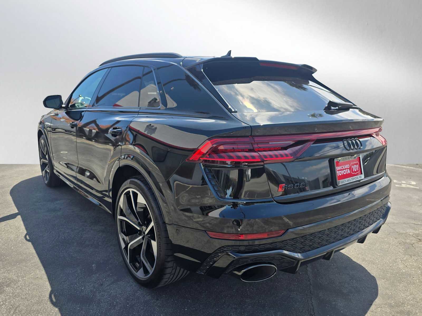 Used 2024 Audi RS Q8 AWD/4WD image 5