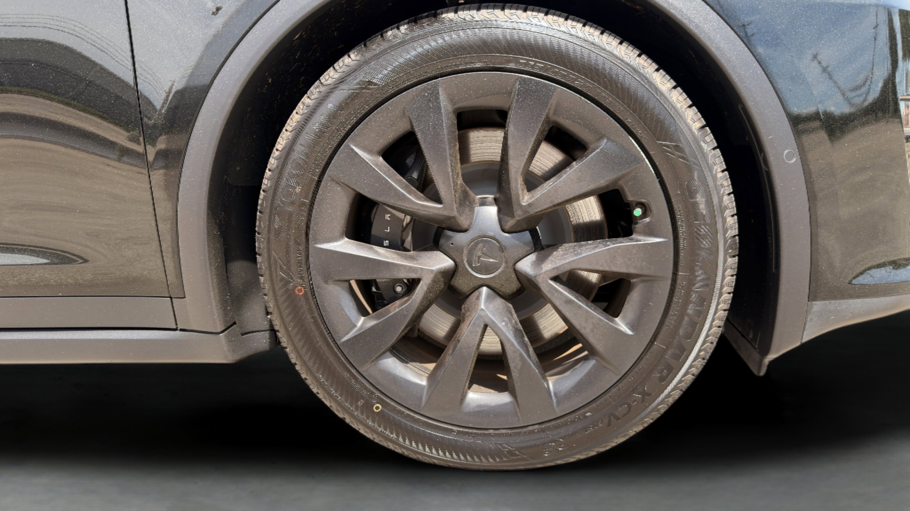 Used 2023 Tesla Model X image 13