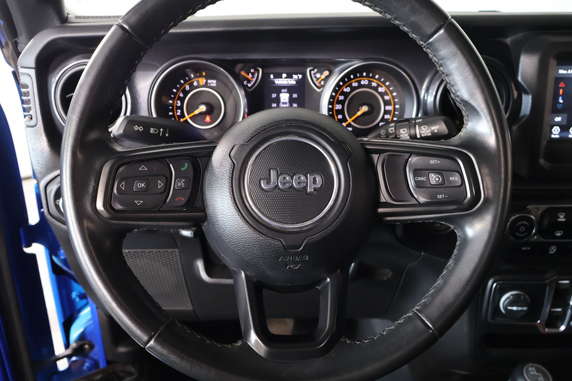 Used 2022 Jeep Wrangler Unlimited Sport AWD/4WD image 3